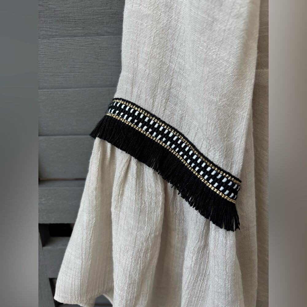 I.N. Studio Boho Linen Blouse with Asymmetrical Hem and Ruffle Sleeves Size PS - Picture 5 of 8